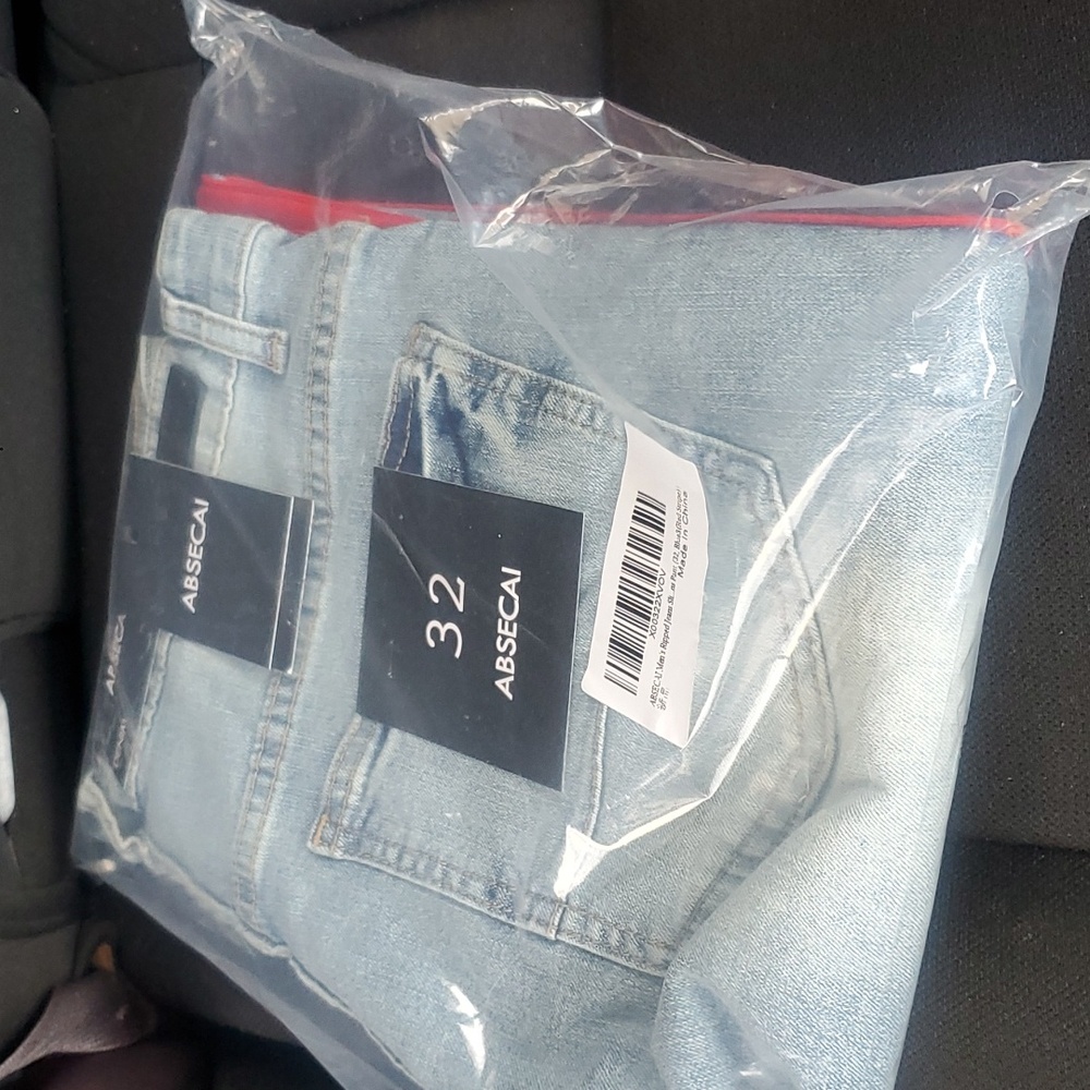 New Mens Ripped and Patched Skinny Jeans Multiple Sizes - Picture 3 of 3